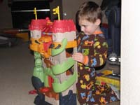 40-the_Dragon_Castle_might_be_the_best_gift