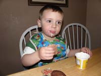 20-Kenny_with_a_handful_of_ice_cream