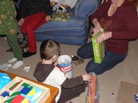 17-Kenny_got_Tinker_Toys_and_a_Fridge_Words_game_from_Toby_and_Sierra