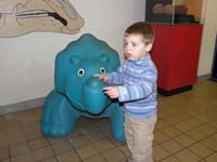 01-Kenny_at_the_Las_Vegas_Natural_History_Museum