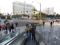 26-riding_the_people_mover_to_have_dinner_at_Pinks