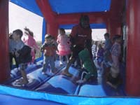 55-second_trip_to_the_bouncy_house-getting_busier