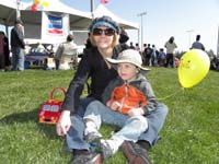 58-Mommy_and_Kenny_chillin_in_the_grass