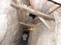 30-original_wood_planks_in_the_mine