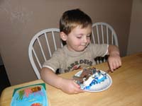 38-yum_yum_lots_of_ice_cream_cake_for_Kenny