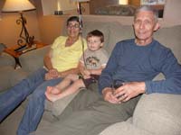 41-Baba_Kenny_and_Poppy_watching_Cars