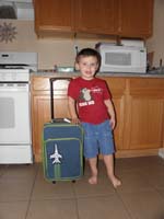 05-Kenny's_new_suitcase