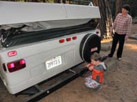 150-Kenny_helping_to_crank_down_the_camper_to_unfortunately_go_home