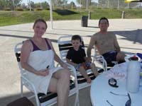 06-family_lounging_by_the_pool