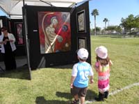 56-Summerlin_Art_Festival_with_Sierra-both_kids_stopped_and_stared_at_this_painting-they_really_liked_it