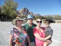 35-Grammy-Grandpa_Duke-Mommy_Kenny-time_to_leave_Bonnie_Springs-good_for_kids,not_worth_it_for_adults