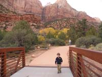 08-taking_a_stroll_on_Pa'rus_Trail