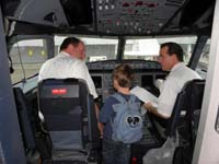 001-Kenny_was_invited_by_the_pilot_to_visit_the_cockpit_for_our_flight_from_Las_Vegas_to_Memphis
