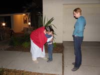 003-Baba_greeting_Kenny_after_11pm