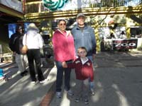 118-Baba_Poppy_and_Kenny_in_front_of_Lowry_Park_Zoo