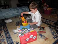 142-Kenny_and_his_Christmas_Eve_presents