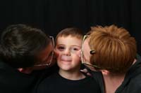 13-family-Mommy_and_Daddy_kissing_Kenny