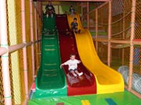 04-Kenny_on_the_slide