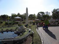 52-Mommy_and_Kenny_visit_Miniland_Washington_DC
