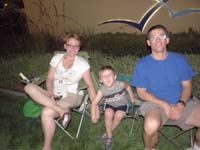 08-family_waiting_for_fireworks