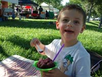 25-Hawaiin_shaved_ice_at_the_Farmer's_Market