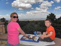 03-Mommy_and_Kenny_having_lunch-it_started_to_sprinkle_on_us