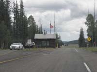 81-surprisingly_the_North_Rim_only_has_one_entrance_post-very_pretty_and_not_as_visited_as_South_Rim