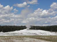 05-pre-eruption_of_Old_Faithful