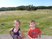 26-Sierra_and_Kenny_with_prairie_dog_town