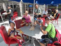 14b-eating_ice_cream_under_the_Presidents