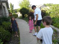 09-Leyna_wonders_who_is_this_kid