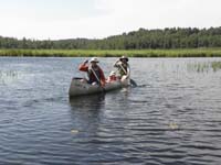 33-now_Poppy_Brooke_Kenny_and_Daddy_for_one_last_canoe_ride