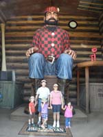 71-Poppy_and_Baba_with_the_kids