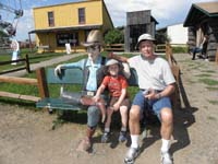 78-Kenny_and_Poppy
