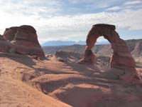 30-Mommy_and_Kenny_approaching_Delicate_Arch