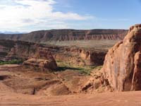 45-pretty_scenery_beyond_the_arch