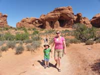 60-Mommy_Kenny_and_Double_Arch
