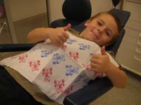 29-Kenny_gives_two_thumbs_up_at_the_dentist
