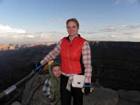 08-Kenny_and_Mommy_at_the_viewpoint
