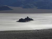 076-odd_seeing_volcanic_intrusion_in_middle_of_playa