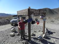 099-Kenny_at_Teekettle_Junction-we_are_heading_left-long_rough_dirt_road_back_to_Hwy_190
