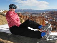 18-Mommy_showing_off_her_running_shoes_in_Bryce_Canyon_NP