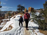 25-Kenny_and_Mommy_on_trail