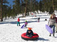 36-Kenny_sledding