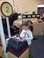 56-Kenny_at_the_cash_register