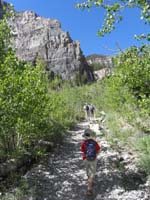 05-Kenny_falling_behind_Baba_and_Poppy