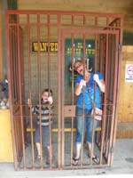 50-Kenny_and_Mommy_in_jail-went_to_Bryce_Canyon_town_to_have_ice_cream_and_to_be_tourists