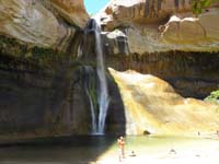 16-Mommy_and_Kenny_with_watefall
