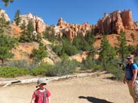 02-Kenny_and_Mommy_along_the_trail