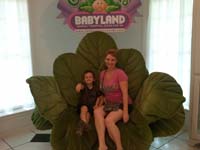 20-Kenny_and_Mommy_at_Cabbage_Patch_Babyland_General_Hospital